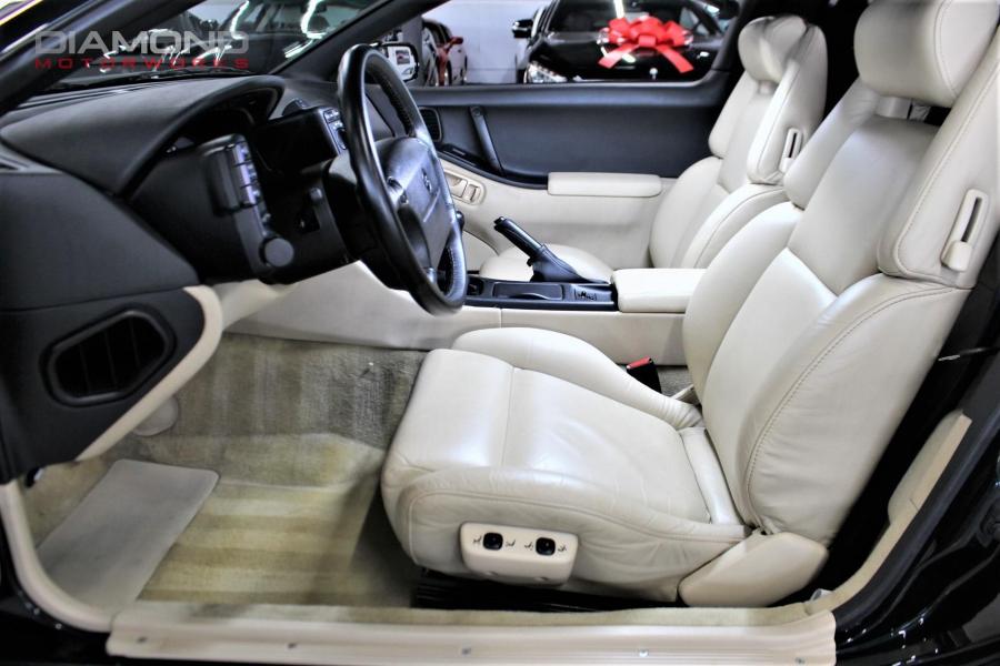 Интерьер Nissan 300ZX Convertible 1994 года  (фото 36 из 66)